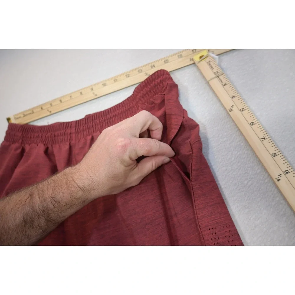 Adidas Athletic Gym Shorts Men XL Maroon‎ Performance W/Pockets Excellent